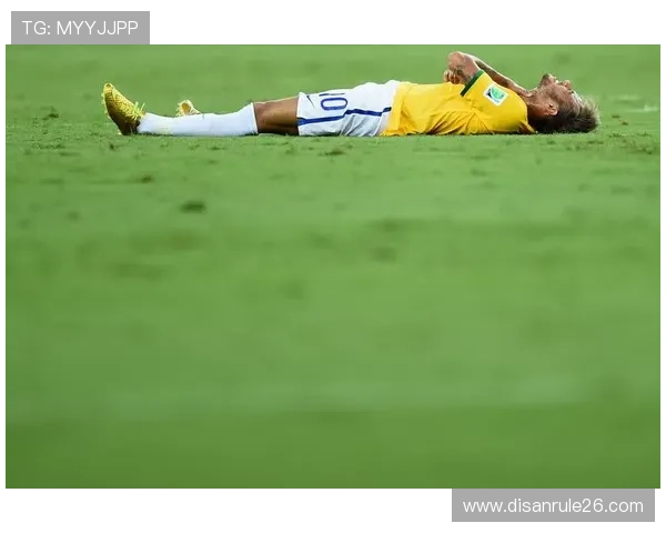 整理世界杯金靴奖历届得主的获奖时间和得奖原因，揭示比赛中的精彩瞬间